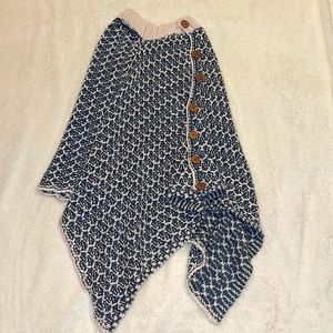 Simply Noelle knit poncho